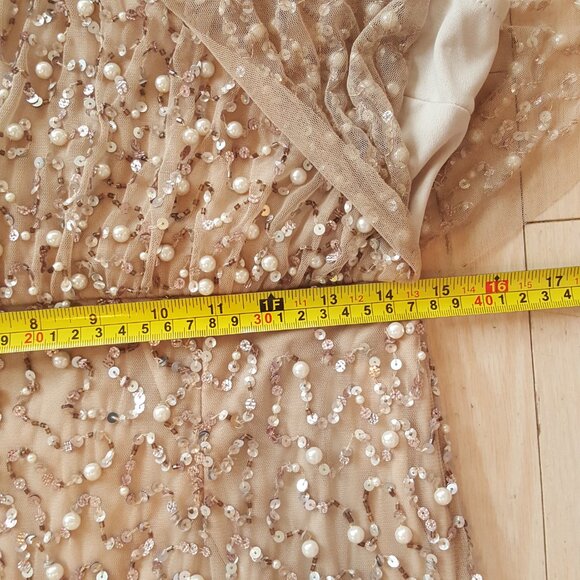 Mac Duggal ! Pearl Sequin Beaded Mesh Boat Neck Short Flutter Sleeve Shawl Gown - Picture 8 of 9